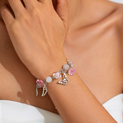 Small Fresh Butterfly Combined with Gold Bracelet