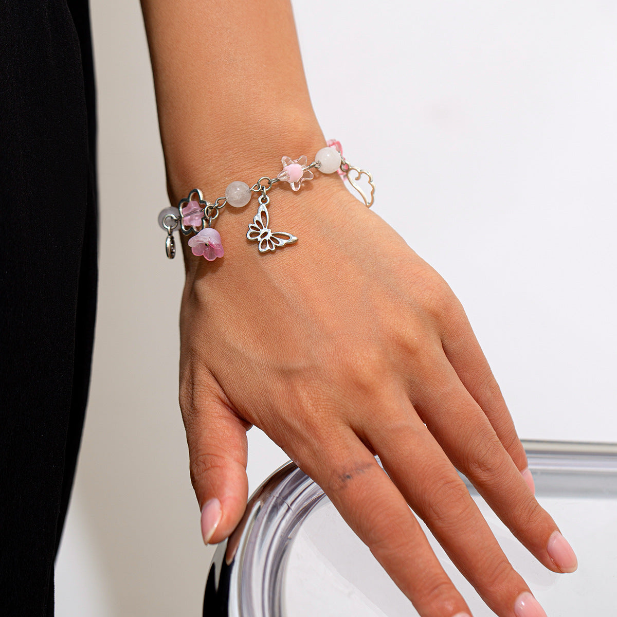 Small Fresh Butterfly Combined with Gold Bracelet